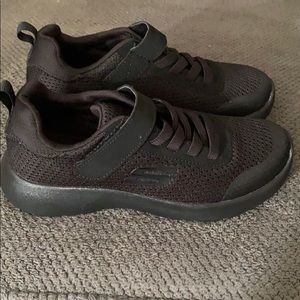 Sketchers Boys Shoe. NWOT